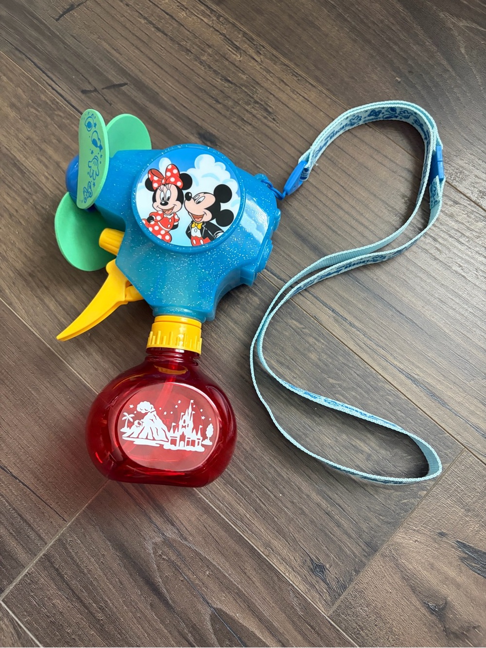 2026 Tokyo Disney Resort Spray Fan